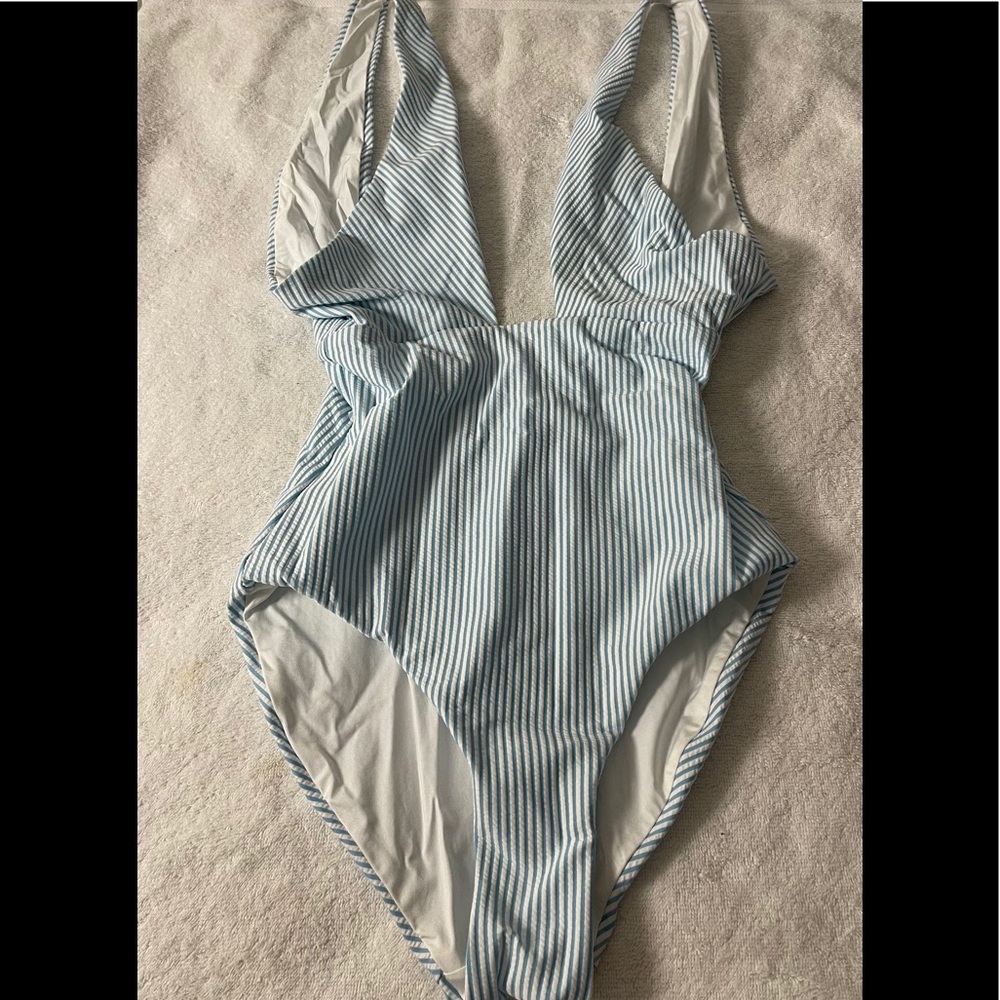 Onia Nicole Seersucker Blue Swim FREE SHIPPING - Picture 5 of 6